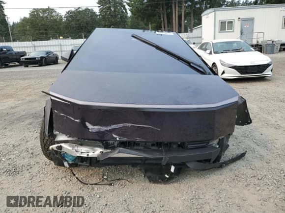 ✅ 2024 Tesla Cybertruck • VIN: 7G2CEHED8RA004055 • Lot: 71712615. Listed on Copart with 12,797 mi. Free auction sales archive from the USA and detailed vehicle history report at DreamBid. Image 5.