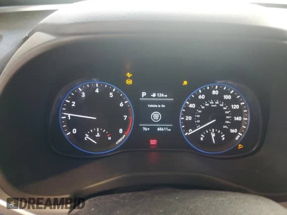 ✅ 2018 Hyundai Kona SEL • VIN: KM8K6CAA7JU129696 • Lot: 84957335. Listed on Copart with 65,611 mi miles. Access the free auction sales archive from the USA and view a detailed vehicle history report at DreamBid. Image 9.