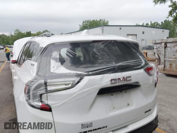 ✅ 2023 GMC Terrain SLE • VIN: 3GKALTEG1PL166984 • Lot: 42427302. Wystawiony na IAAI z przebiegiem 16 558 mil. Bezpłatny archiwum sprzedaży aukcyjnych z USA i szczegółowy raport historii pojazdu na DreamBid. Zdjęcie 6.
