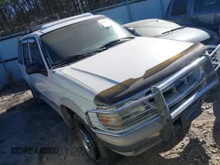 ✅ 1995 Ford Explorer Eddie Bauer • VIN: 1FMDU32X6SUA19810 • Lot: 41660211. Listed on IAAI with 151,477 mi. Free auction sales archive from the USA and detailed vehicle history report at DreamBid. Image 1.