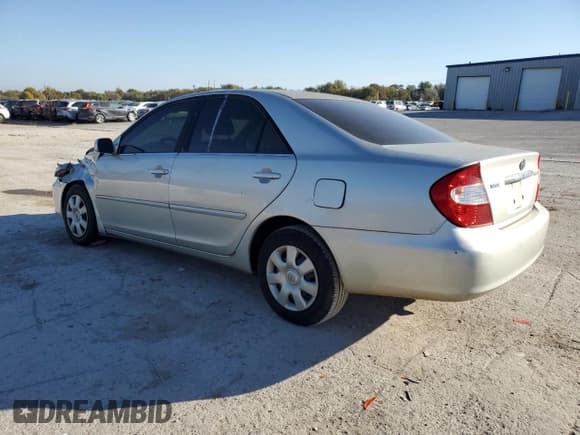 ✅ 2003 Toyota Camry XLE • VIN: 4T1BE30K83U718904 • Lot: 90705005. Listed on Copart with Not provided. Free auction sales archive from the USA and detailed vehicle history report at DreamBid. Image 2.