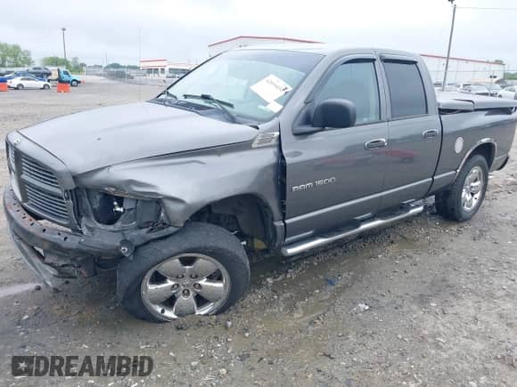 2003 Dodge 1500 ST z VIN 1D7HA18D53S347514, wystawiony jako IAAI lot #42099051 z przebiegiem 173 000 mil mil oraz . Historia ofert i sprzedaży dostępna na DreamBid. Obrazek 2.