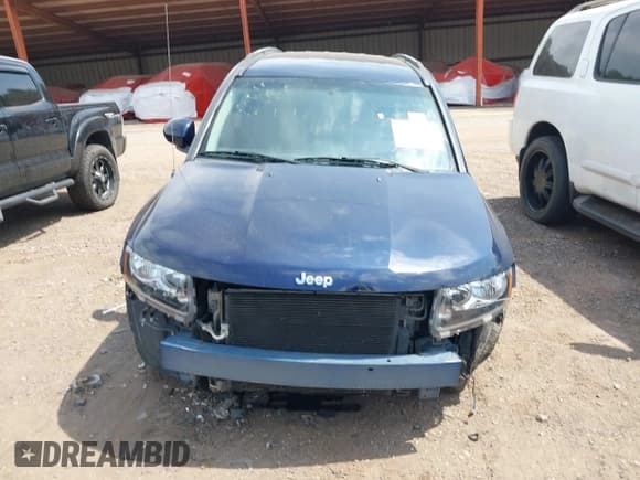 ✅ 2017 Jeep Compass Latitude • VIN: 1C4NJCEB8HD198331 • Lot: 42431154. Listed on IAAI with 120,021 mi. Free auction sales archive from the USA and detailed vehicle history report at DreamBid. Image 6.