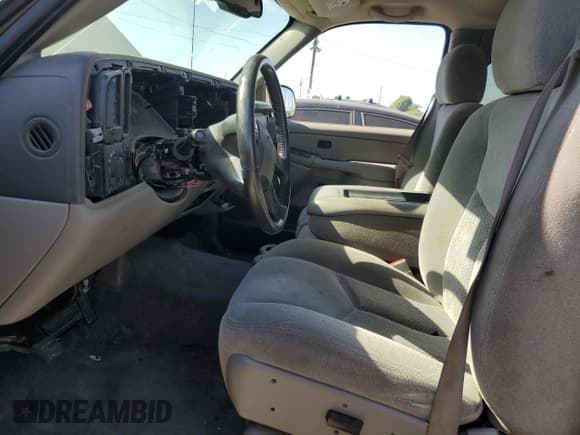 ✅ 2005 Chevrolet Avalanche Z66 • VIN: 3GNEC12Z25G126966 • Лот: 90938615. Опубликован ранее на Copart с пробегом Не указан. Бесплатный доступ к архиву аукционных продаж из США и подробный отчёт об истории автомобиля на DreamBid. Изображение 7.