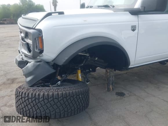 ✅ 2024 Ford Bronco Big Bend • VIN: 1FMDE7AH1RLB27346 • Lot: 43539470. Listed on IAAI with 5,087 mi. Free auction sales archive from the USA and detailed vehicle history report at DreamBid. Image 6.