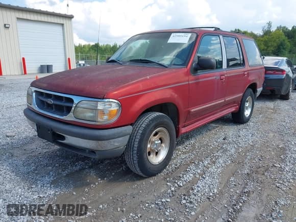 ✅ 1998 Ford Explorer XL • VIN: 1FMZU34E2WZA05669 • Lot: 42989194. Wystawiony na IAAI z przebiegiem 146 096 mil. Bezpłatny archiwum sprzedaży aukcyjnych z USA i szczegółowy raport historii pojazdu na DreamBid. Zdjęcie 2.