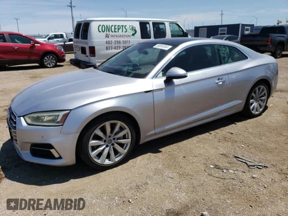 ✅ 2018 Audi A5 Prestige • VIN: WAURNAF54JA124413 • Lot: 58065564. Wystawiony na Copart z przebiegiem 36 098 mil. Bezpłatny archiwum sprzedaży aukcyjnych z USA i szczegółowy raport historii pojazdu na DreamBid. Zdjęcie 1.