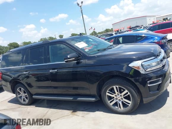 ✅ 2023 Ford Expedition Max Limited • VIN: 1FMJK2A83PEA11713 • Lot: 42835829. Listed on IAAI with 60,091 mi. Free auction sales archive from the USA and detailed vehicle history report at DreamBid. Image 13.