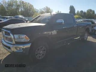 ✅ 2018 Ram 2500 Laramie • VIN: 3C6UR5KL4JG100974 • Lot: 85303365. Wystawiony na Copart z przebiegiem Nie podano. Bezpłatny archiwum sprzedaży aukcyjnych z USA i szczegółowy raport historii pojazdu na DreamBid. Zdjęcie 1.