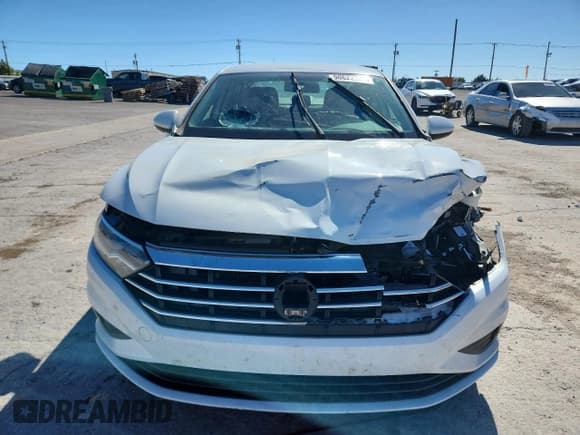 ✅ 2021 Volkswagen Jetta S • VIN: 3VWC57BU3MM058689 • Lot: 90622385. Wystawiony na Copart z przebiegiem 53 254 mil. Bezpłatny archiwum sprzedaży aukcyjnych z USA i szczegółowy raport historii pojazdu na DreamBid. Zdjęcie 5.