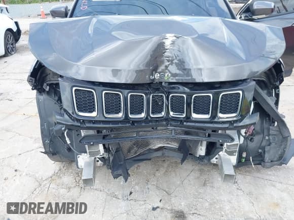 ✅ 2021 Jeep Compass Limited • VIN: 3C4NJCCB9MT573621 • Lot: 42233718. Listed on IAAI with 55,970 mi. Free auction sales archive from the USA and detailed vehicle history report at DreamBid. Image 6.