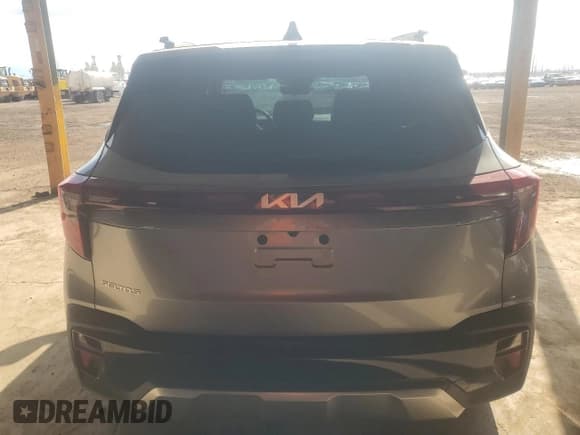 ✅ 2025 Kia Seltos EX • VIN: KNDER2AA8S7697281 • Lot: 81143945. Listed on Copart with Not provided. Free auction sales archive from the USA and detailed vehicle history report at DreamBid. Image 6.