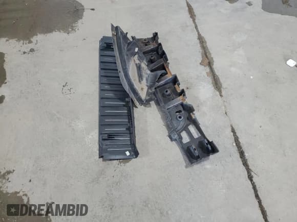 ✅ 2012 Chevrolet Malibu 1FL • VIN: 1G1ZA5E02CF238209 • Lot: 75844974. Listed on Copart with 175,795 mi. Free auction sales archive from the USA and detailed vehicle history report at DreamBid. Image 12.