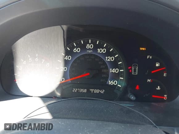 ✅ 2009 Honda Odyssey EX-L • VIN: 5FNRL38709B028980 • Lot: 41989389. Wystawiony na IAAI z przebiegiem 227 358 mil. Bezpłatny archiwum sprzedaży aukcyjnych z USA i szczegółowy raport historii pojazdu na DreamBid. Zdjęcie 7.