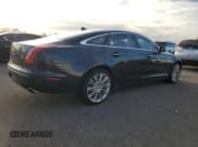 ✅ 2013 Jaguar XJ Portfolio • VIN: SAJWJ2GD8D8V44752 • Lot: 92999785. Wystawiony na Copart z przebiegiem 146 761 mil. Bezpłatny archiwum sprzedaży aukcyjnych z USA i szczegółowy raport historii pojazdu na DreamBid. Zdjęcie 3.