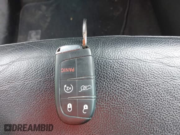 ✅ 2018 Jeep Compass Limited • VIN: 3C4NJDCBXJT100358 • Lot: 42107674. Listed on IAAI with 82,302 mi. Free auction sales archive from the USA and detailed vehicle history report at DreamBid. Image 11.