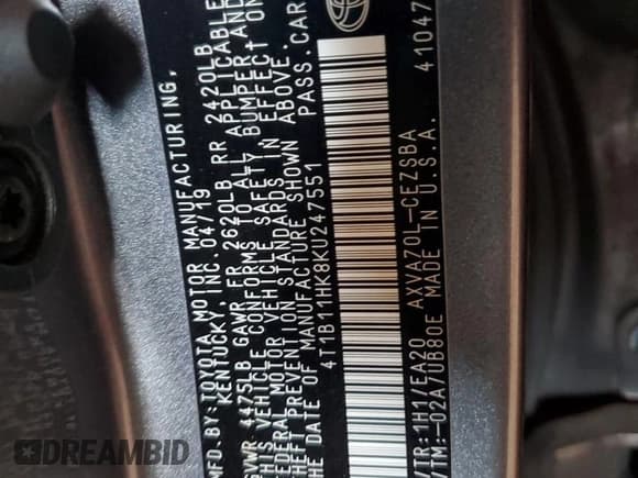 ✅ 2019 Toyota Camry LE • VIN: 4T1B11HK8KU247551 • Лот: 82433415. Опубликован ранее на Copart с пробегом 295 897 миль. Бесплатный доступ к архиву аукционных продаж из США и подробный отчёт об истории автомобиля на DreamBid. Изображение 12.