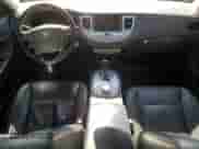 ✅ 2012 Hyundai Genesis 3.8L • VIN: KMHGC4DD0CU168708 • Lot: 82571115. Wystawiony na Copart z przebiegiem 93 670 mil mil. Skorzystaj z bezpłatnego archiwum sprzedaży aukcyjnych z USA i zobacz szczegółowy raport historii pojazdu na DreamBid. Zdjęcie 8.