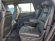 ✅ 2022 Cadillac Escalade 4WD Sport • VIN: 1GYS4EKL5NR296714 • Лот: 96773695. Опубликован ранее на Copart с пробегом Не указан. Бесплатный доступ к архиву аукционных продаж из США и подробный отчёт об истории автомобиля на DreamBid. Изображение 11.