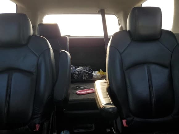 ✅ 2010 GMC Acadia SLE • VIN: 1GKLRLED4AJ158485 • Lot: 81475855. Listed on Copart with 174,272 mi. Free auction sales archive from the USA and detailed vehicle history report at DreamBid. Image 10.