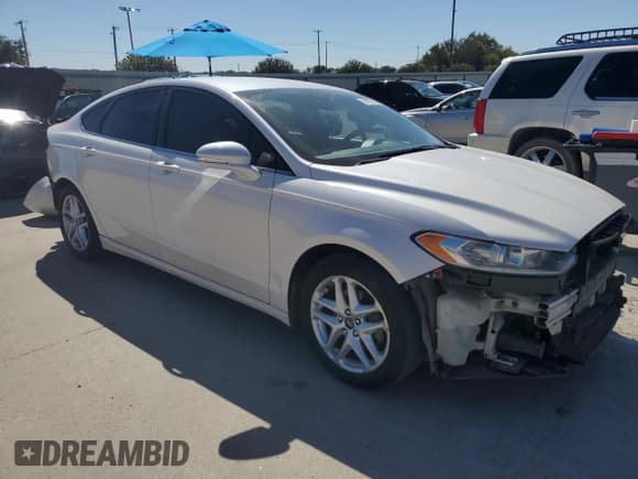 ✅ 2015 Ford Fusion SE • VIN: 3FA6P0H73FR117593 • Lot: 87113185. Wystawiony na Copart z przebiegiem 275 806 mil. Bezpłatny archiwum sprzedaży aukcyjnych z USA i szczegółowy raport historii pojazdu na DreamBid. Zdjęcie 4.