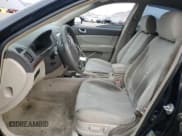 ✅ 2008 Hyundai Sonata GLS • VIN: 5NPET46C98H393145 • Лот: 82044504. Опубликован ранее на Copart с пробегом 166 433 миль. Бесплатный доступ к архиву аукционных продаж из США и подробный отчёт об истории автомобиля на DreamBid. Изображение 7.