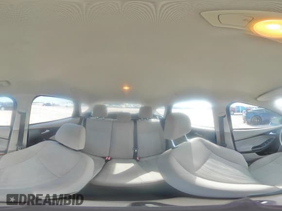 ✅ 2016 Ford Focus SE • VIN: 1FADP3KE0GL257908 • Лот: 89674615. Опубликован ранее на Copart с пробегом 88 705 миль. Бесплатный доступ к архиву аукционных продаж из США и подробный отчёт об истории автомобиля на DreamBid. Изображение 15.