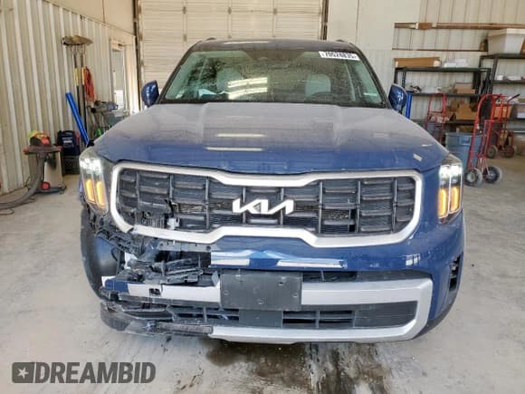 ✅ 2024 Kia Telluride S • VIN: 5XYP64GC4RG476537 • Лот: 70524835. Опубликован ранее на Copart с пробегом 14 464 миль. Бесплатный доступ к архиву аукционных продаж из США и подробный отчёт об истории автомобиля на DreamBid. Изображение 5.