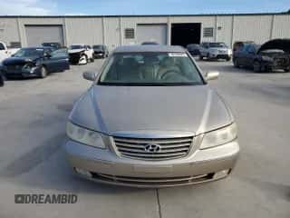 2006 Hyundai Azera SE z VIN KMHFC46F86A109521, wystawiony jako Copart lot #42508805 z przebiegiem 215 583 mil mil oraz Szkoda całkowita • Salvage title. Historia ofert i sprzedaży dostępna na DreamBid. Obrazek 5.