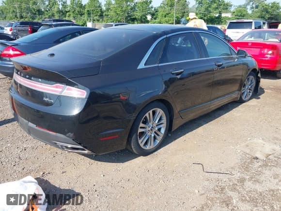 ✅ 2014 Lincoln MKZ • VIN: 3LN6L2G91ER821841 • Lot: 42655383. Wystawiony na IAAI z przebiegiem Nie podano. Bezpłatny archiwum sprzedaży aukcyjnych z USA i szczegółowy raport historii pojazdu na DreamBid. Zdjęcie 4.