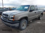 ✅ 2003 Chevrolet Silverado 2500HD LS • VIN: 1GCHK29U33E286917 • Lot: 43442116. Wystawiony na IAAI z przebiegiem 273 361 mil. Bezpłatny archiwum sprzedaży aukcyjnych z USA i szczegółowy raport historii pojazdu na DreamBid. Zdjęcie 2.