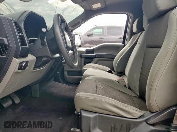 ✅ 2017 Ford F-150 XL • VIN: 1FTMF1CF9HKC89126 • Лот: 60845365. Опубликован ранее на Copart с пробегом 91 506 миль. Бесплатный доступ к архиву аукционных продаж из США и подробный отчёт об истории автомобиля на DreamBid. Изображение 7.