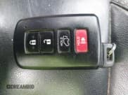 ✅ 2014 Toyota Highlander XLE • VIN: 5TDJKRFH2ES063394 • Lot: 42744211. Listed on IAAI with 221,208 mi. Free auction sales archive from the USA and detailed vehicle history report at DreamBid. Image 11.