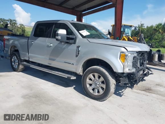 ✅ 2017 Ford F-250 Lariat • VIN: 1FT7W2BT7HEE61551 • Lot: 42861624. Listed on IAAI with 121,336 mi. Free auction sales archive from the USA and detailed vehicle history report at DreamBid. Image 1.