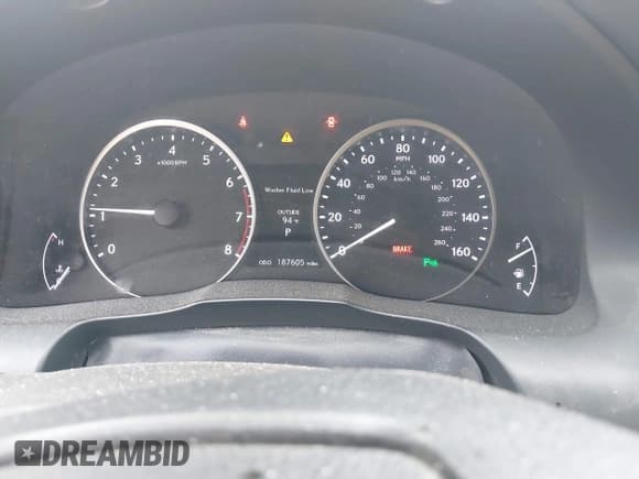 ✅ 2015 Lexus ES 330 • VIN: JTHBK1GG7F2171352 • Lot: 43187569. Listed on IAAI with 187,605 mi. Free auction sales archive from the USA and detailed vehicle history report at DreamBid. Image 7.