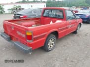 ✅ 1989 Mazda B-Series • VIN: JM2UF1135K0759529 • Lot: 42131894. Wystawiony na IAAI z przebiegiem 140 267 mil. Bezpłatny archiwum sprzedaży aukcyjnych z USA i szczegółowy raport historii pojazdu na DreamBid. Zdjęcie 4.