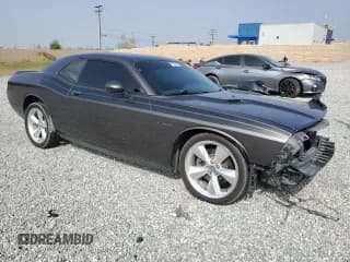 ✅ 2014 Dodge Challenger R/T Classic • VIN: 2C3CDYBT9EH313546 • Lot: 76400064. Wystawiony na Copart z przebiegiem 74 048 mil. Bezpłatny archiwum sprzedaży aukcyjnych z USA i szczegółowy raport historii pojazdu na DreamBid. Zdjęcie 4.