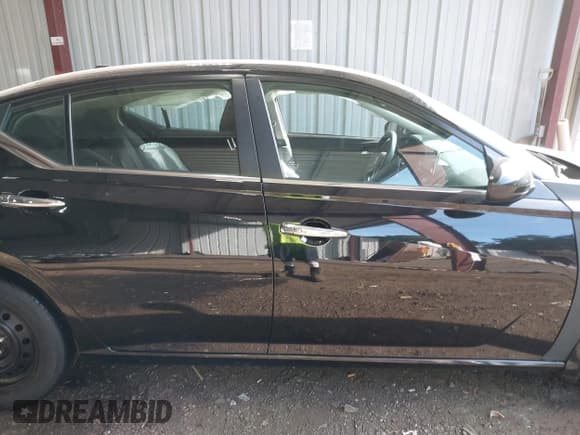 ✅ 2019 Nissan Altima S • VIN: 1N4BL4BV3KC157223 • Лот: 43127216. Опубликован ранее на IAAI с пробегом 63 459 миль. Бесплатный доступ к архиву аукционных продаж из США и подробный отчёт об истории автомобиля на DreamBid. Изображение 13.