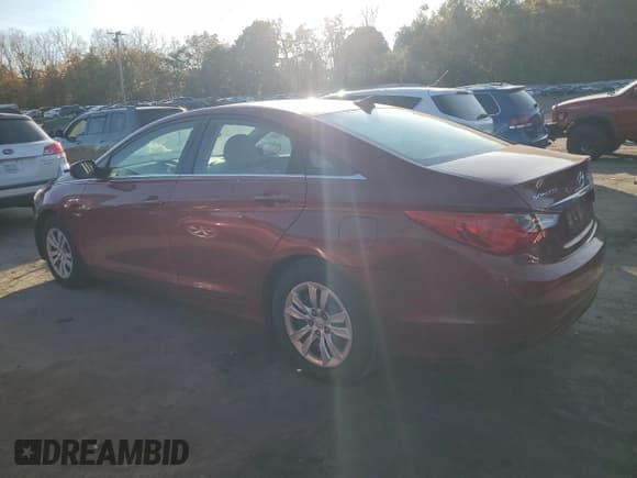✅ 2013 Hyundai Sonata GLS • VIN: 5NPEB4AC1DH520197 • Lot: 76913584. Wystawiony na Copart z przebiegiem 57 577 mil. Bezpłatny archiwum sprzedaży aukcyjnych z USA i szczegółowy raport historii pojazdu na DreamBid. Zdjęcie 2.