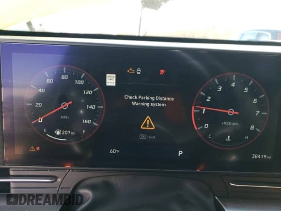 2024 Hyundai Kona Limited with VIN KM8HE3A32RU105431, listed as a Copart auction lot 80218264 with 38,419 mi miles and Salvage title. Bid and sale history available at DreamBid. Image 9.