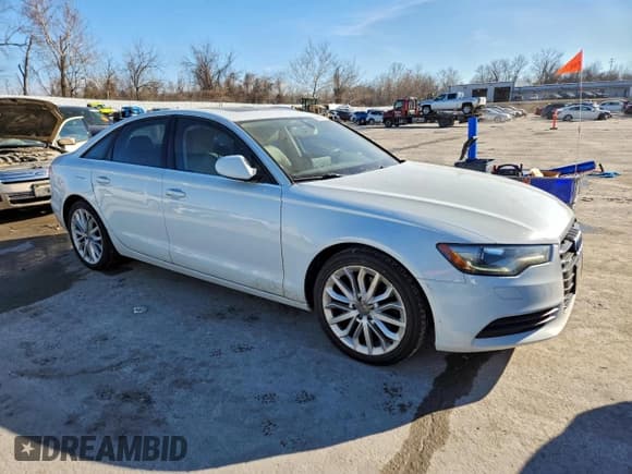 ✅ 2014 Audi A6 Premium • VIN: WAUFFAFC9EN161972 • Lot: 96162415. Wystawiony na Copart z przebiegiem 175 161 mil. Bezpłatny archiwum sprzedaży aukcyjnych z USA i szczegółowy raport historii pojazdu na DreamBid. Zdjęcie 4.