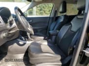 ✅ 2018 Jeep Compass Latitude • VIN: 3C4NJDBB6JT450779 • Lot: 82527675. Listed on Copart with 40,343 mi. Free auction sales archive from the USA and detailed vehicle history report at DreamBid. Image 7.