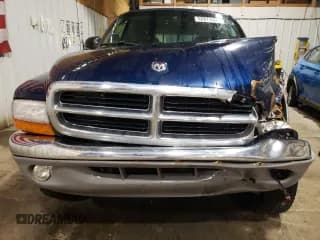 ✅ 2000 Dodge Dakota Sport • VIN: 1B7GG2AN2YS727589 • Lot: 52873305. Wystawiony na Copart z przebiegiem 105 894 mil. Bezpłatny archiwum sprzedaży aukcyjnych z USA i szczegółowy raport historii pojazdu na DreamBid. Zdjęcie 5.