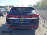 ✅ 2025 Volkswagen Atlas SE • VIN: 1V2LE2CA8SC208805 • Lot: 43202941. Listed on IAAI with 9,921 mi. Free auction sales archive from the USA and detailed vehicle history report at DreamBid. Image 16.