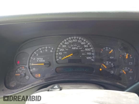 ✅ 2005 GMC Sierra 1500HD SLE • VIN: 1GTGK13U55F932969 • Lot: 42793053. Listed on IAAI with 193,370 mi. Free auction sales archive from the USA and detailed vehicle history report at DreamBid. Image 7.