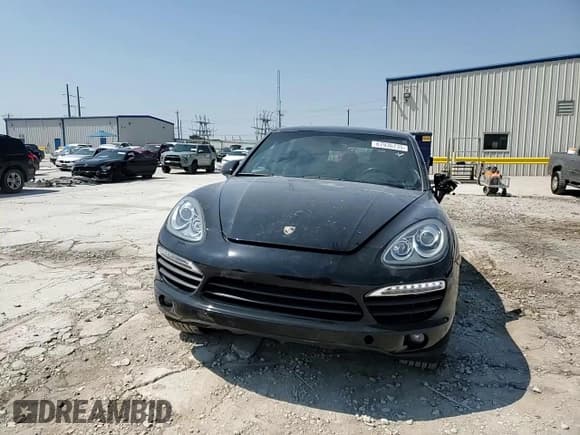 ✅ 2012 Porsche Cayenne S Hybrid • VIN: WP1AE2A29CLA93894 • Lot: 67936735. Listed on Copart with 86,165 mi. Free auction sales archive from the USA and detailed vehicle history report at DreamBid. Image 14.