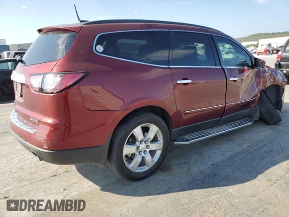 ✅ 2017 Chevrolet Traverse Premier • VIN: 1GNKRJKD5HJ131880 • Lot: 71985874. Wystawiony na Copart z przebiegiem 62 325 mil. Bezpłatny archiwum sprzedaży aukcyjnych z USA i szczegółowy raport historii pojazdu na DreamBid. Zdjęcie 3.