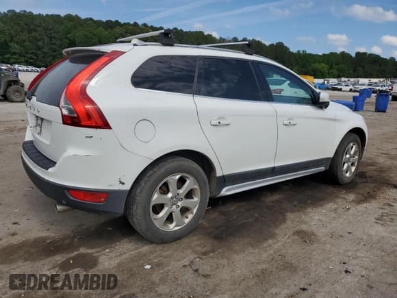 ✅ 2013 Volvo XC60 3.2L • VIN: YV4952DL0D2372924 • Lot: 57486095. Listed on Copart with 154,323 mi. Free auction sales archive from the USA and detailed vehicle history report at DreamBid. Image 3.