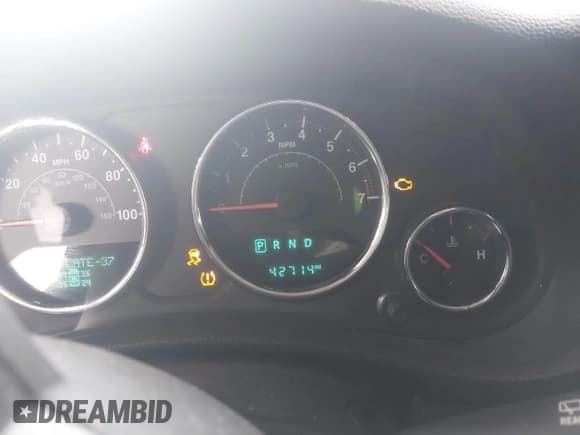 ✅ 2018 Jeep Wrangler Unlimited Rubicon Recon • VIN: 1C4BJWFG1JL851768 • Lot: 41882130. Wystawiony na IAAI z przebiegiem 42 714 mil. Bezpłatny archiwum sprzedaży aukcyjnych z USA i szczegółowy raport historii pojazdu na DreamBid. Zdjęcie 7.