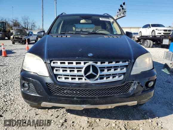 ✅ 2011 Mercedes-Benz M 350 • VIN: 4JGBB8GB3BA732348 • Лот: 92332325. Опубликован ранее на Copart с пробегом 119 088 миль. Бесплатный доступ к архиву аукционных продаж из США и подробный отчёт об истории автомобиля на DreamBid. Изображение 5.